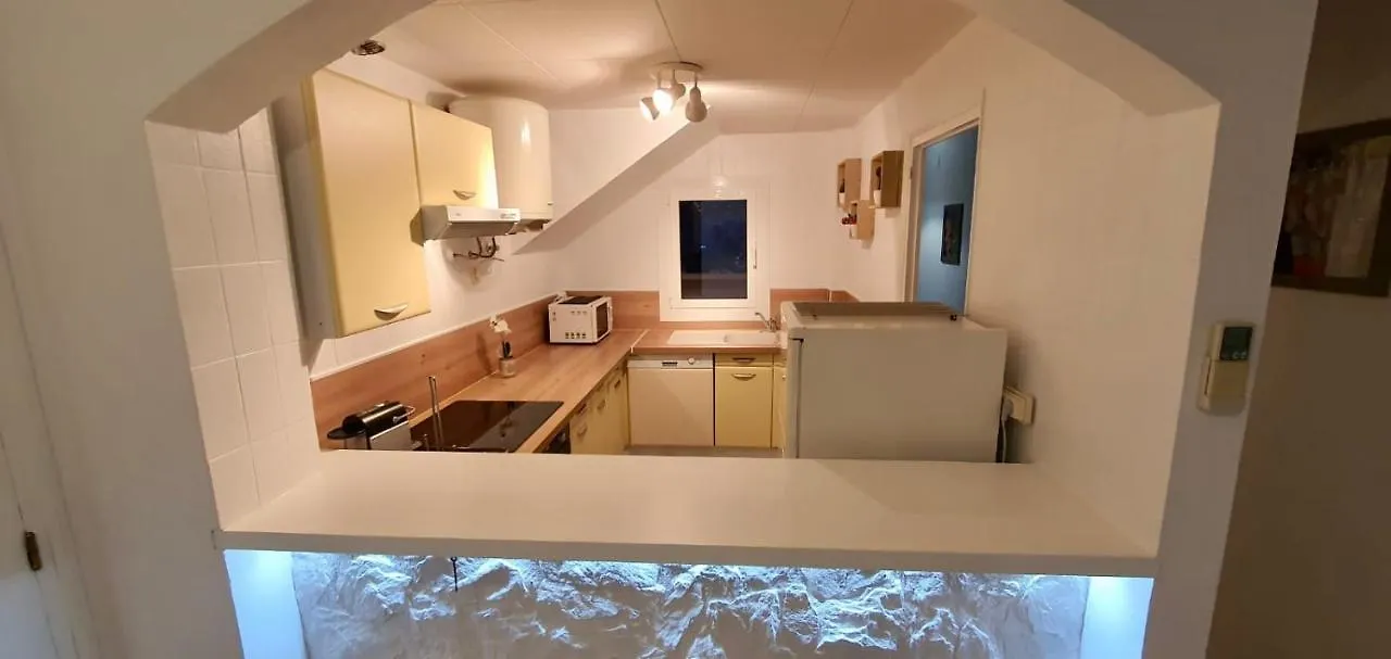 Apt Port Rhodes C, 2 Chbres, 2 Terrasses, Vue Sur Canal Principal De La Marina Et Sur Les Pyrenees Daire Empuriabrava İspanya