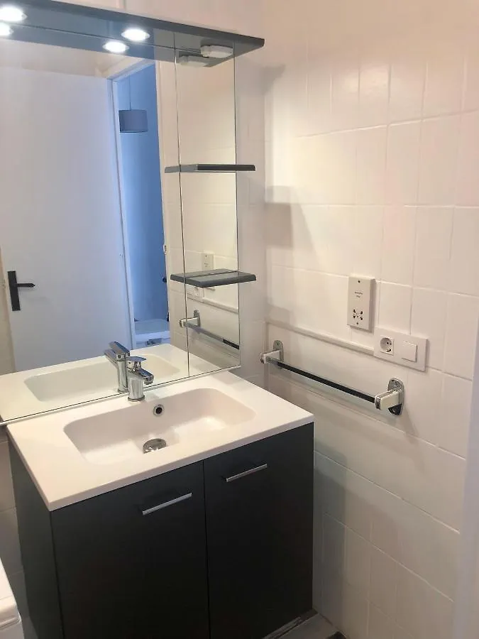 Apt Port Rhodes C, 2 Chbres, 2 Terrasses, Vue Sur Canal Principal De La Marina Et Sur Les Pyrenees Daire Empuriabrava İspanya