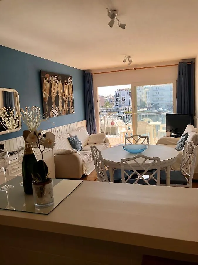 Apt Port Rhodes C, 2 Chbres, 2 Terrasses, Vue Sur Canal Principal De La Marina Et Sur Les Pyrenees Apartment Empuriabrava