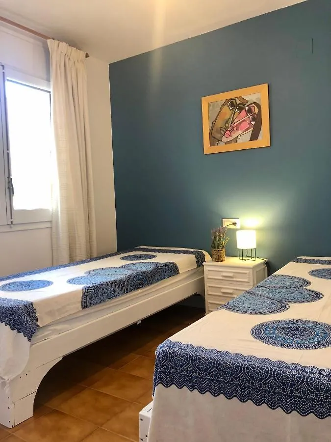 Apt Port Rhodes C, 2 Chbres, 2 Terrasses, Vue Sur Canal Principal De La Marina Et Sur Les Pyrenees Apartment Empuriabrava 0*,  Spain